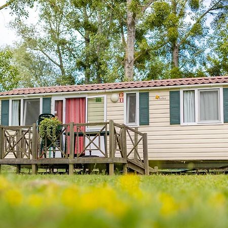 Balatontourist Bereny Naturist Camping Hotel Balatonberény Exterior photo