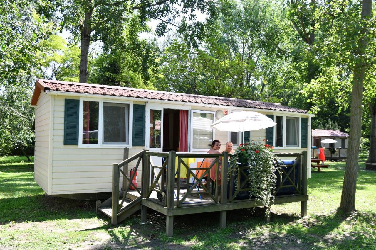 Balatontourist Bereny Naturist Camping Hotel Balatonberény Exterior photo